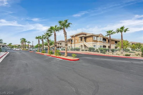 $264,000 | 833 Aspen Peak Loop, Unit 121, Henderson, NV 89011