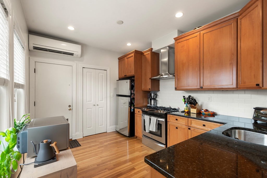 4 Orvis Road, Unit 4 Arlington, MA 02474 - Photo 7 of 22