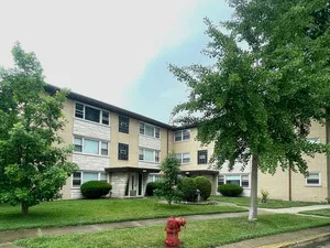 $1,950 | 8304 W Forest, Unit 3W, Chicago, IL 60634