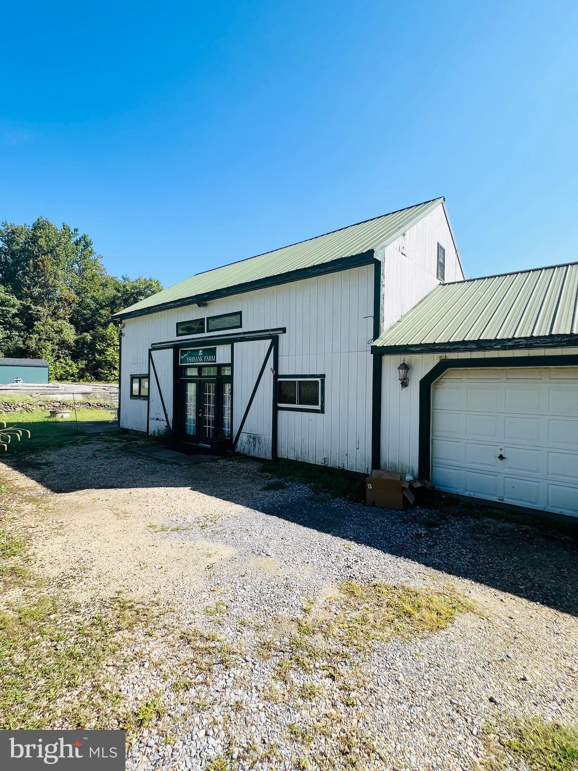 11440 John Marshall Highway Markham, VA 22643 - Photo 3 of 3