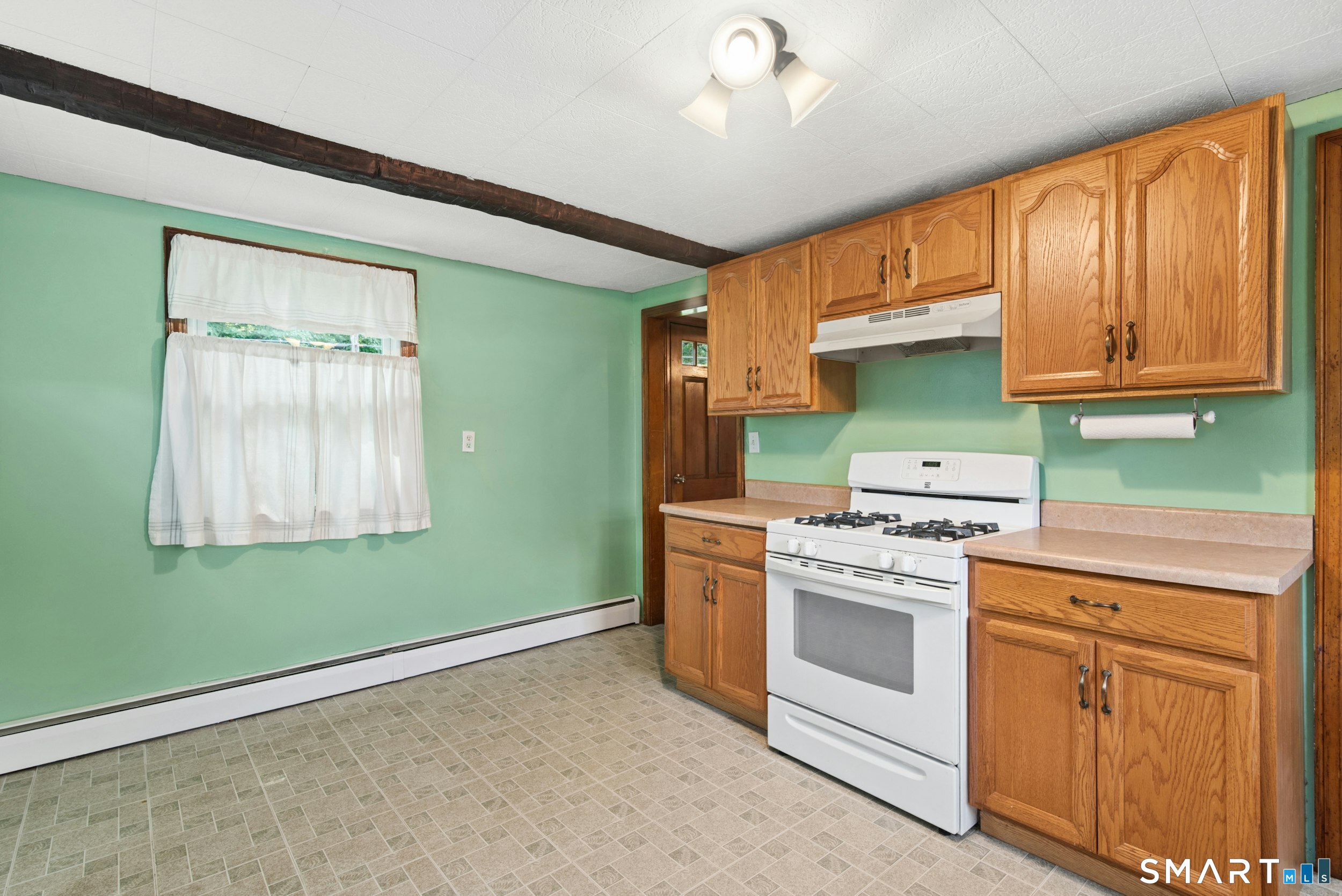 125 Shadduck Road Middlebury, CT 06762 - Photo 12 of 24