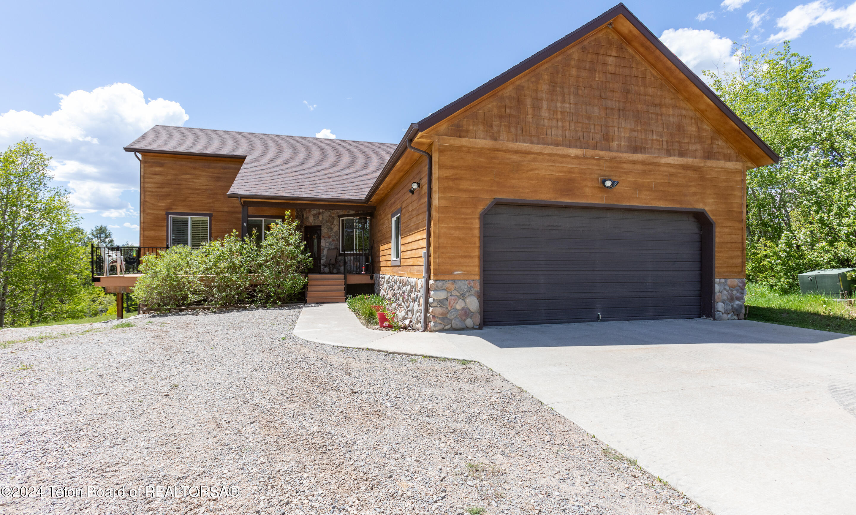 1300 Hillside Loop Road Thayne, WY 83127 - Photo 7 of 42 1300 Hillside Thayne-27