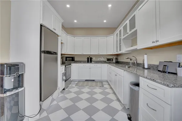 $725,000 | 600 Minard Run Road, Bradford, PA 16701