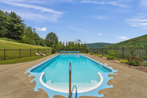 $725,000 | 600 Minard Run Road, Bradford, PA 16701