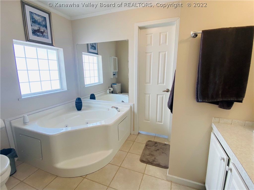 8042 Gay Road Gay, WV 25244 - Photo 16 of 50 Gallery Image 16