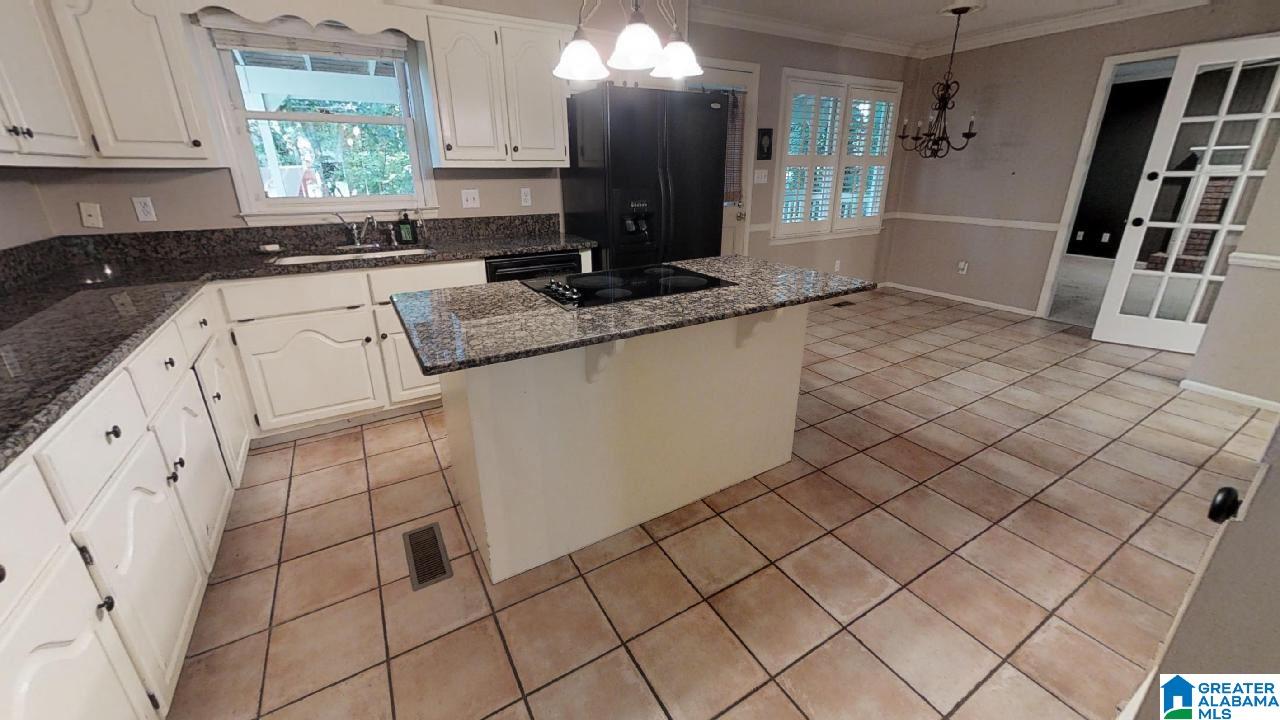 5205 Valleybrook Trace Birmingham, AL 35244 - Photo 6 of 42