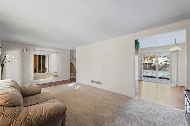 $178,500 | 2230 Jeffery Drive, St. Joseph, IL 61873