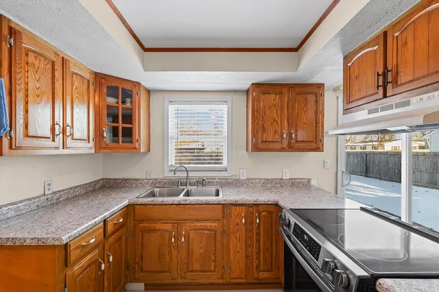 $178,500 | 2230 Jeffery Drive, St. Joseph, IL 61873