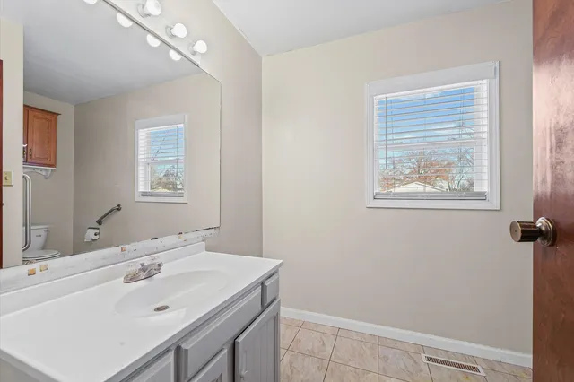 $178,500 | 2230 Jeffery Drive, St. Joseph, IL 61873