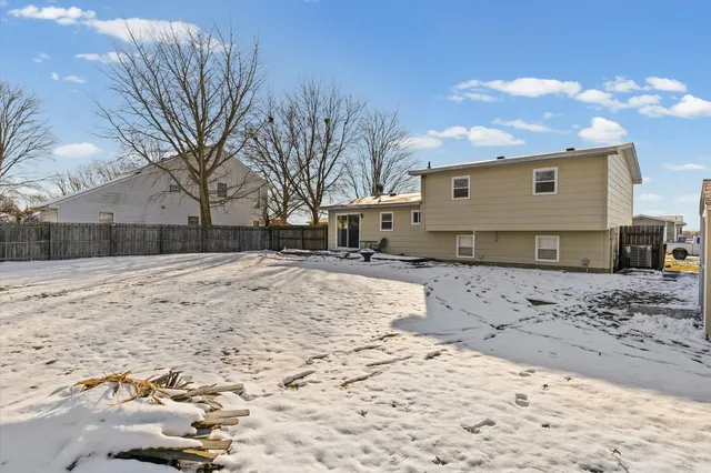 $178,500 | 2230 Jeffery Drive, St. Joseph, IL 61873