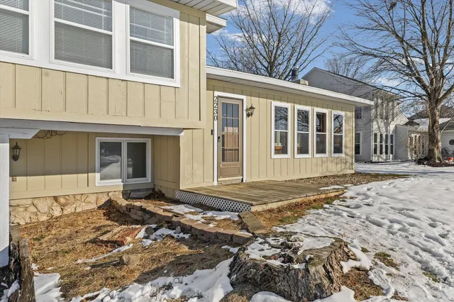 $178,500 | 2230 Jeffery Drive, St. Joseph, IL 61873