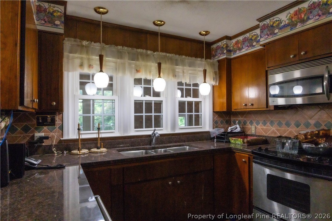 940 Union Chapel Road Pembroke, NC 28372 - Photo 5 of 35