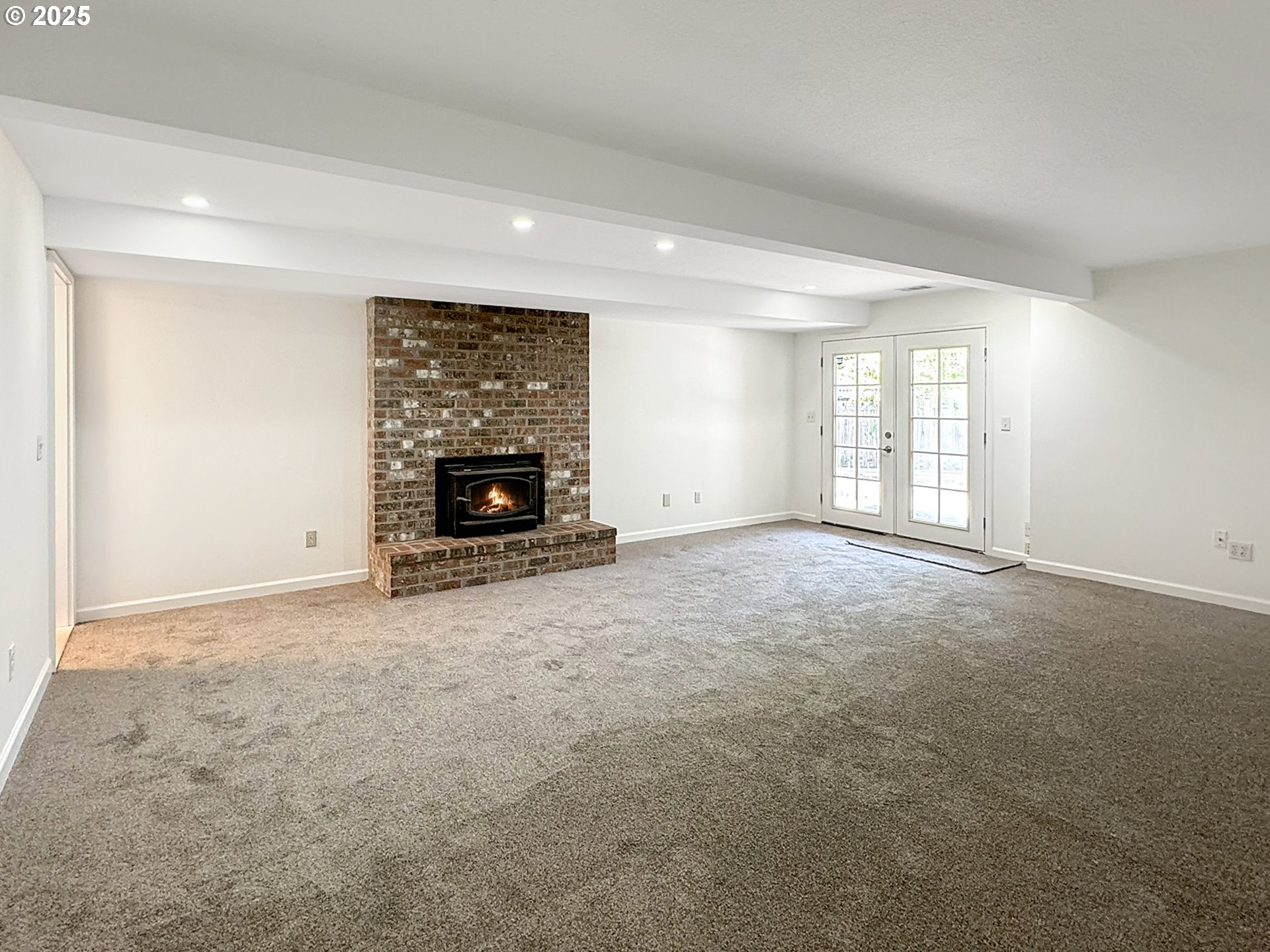 7510 Southeast Barbara Welch Road Portland, OR 97236 - Photo 6 of 33 Gallery Image 6