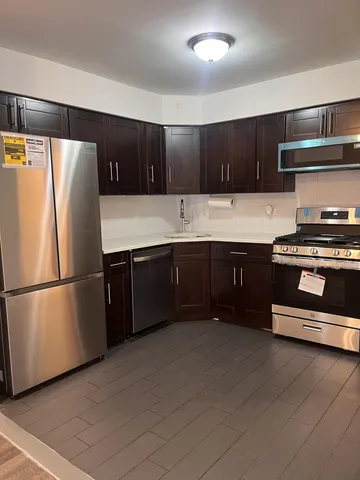 $3,400 | 25-59 46th Street, Unit 2 | Astoria