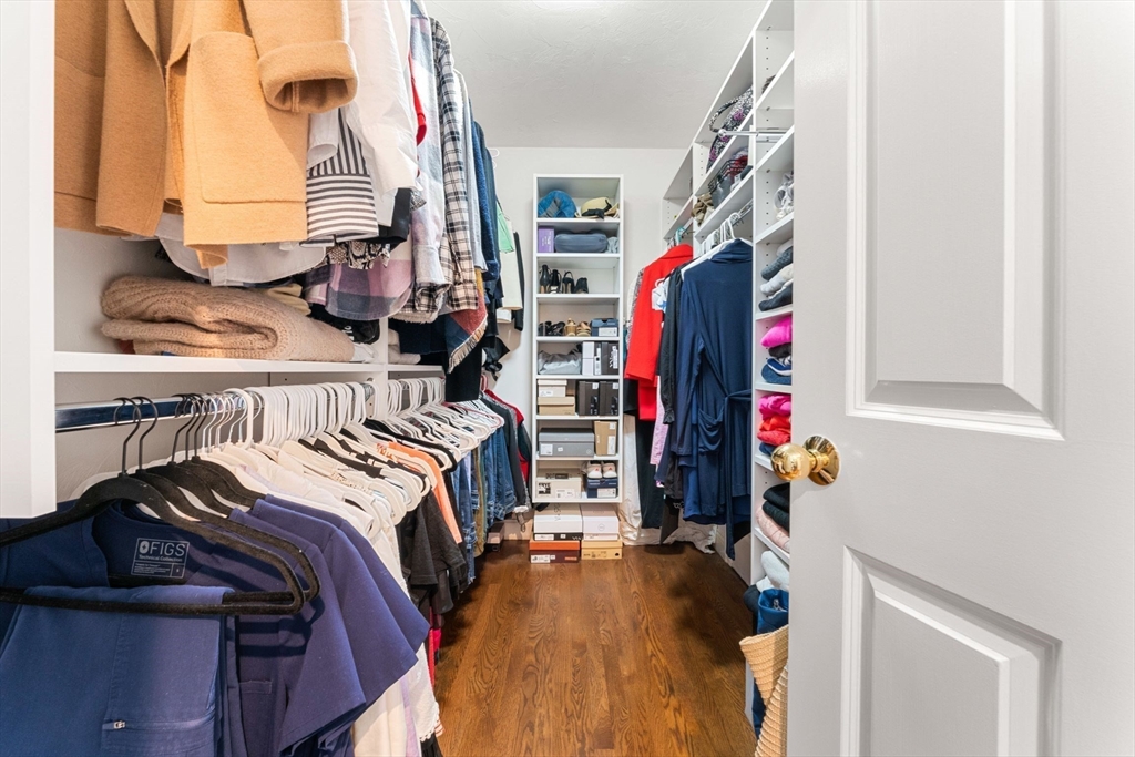 11 Daniel Shays Road Hopkinton, MA 01748 - Photo 28 of 42 Gallery Image 28