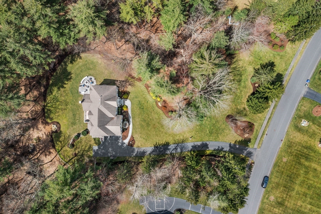 11 Daniel Shays Road Hopkinton, MA 01748 - Photo 5 of 42 Gallery Image 5