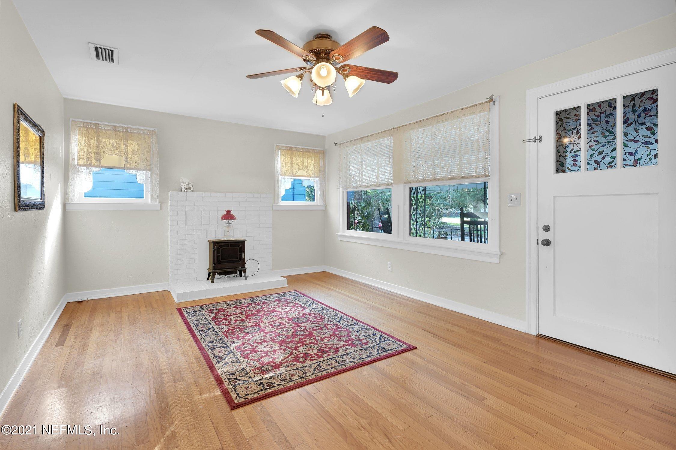 5335 Sunderland Road Jacksonville, FL 32210 - Photo 6 of 26 006-5335SunderlandRoad-Jacksonville-FL-3