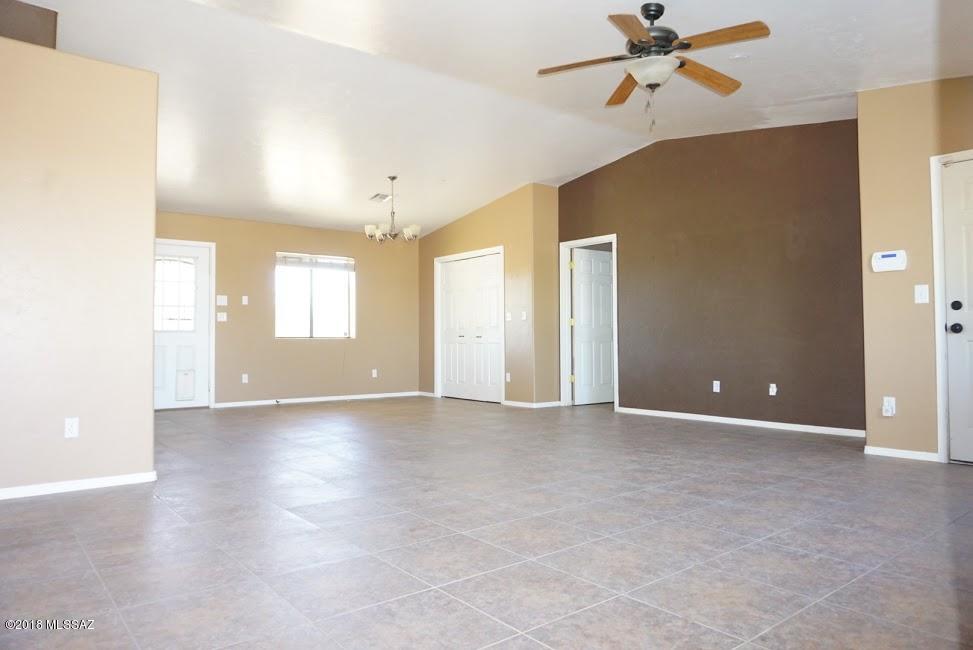 5661 North Avra Road Tucson, AZ 85743 - Photo 10 of 45 Gallery Image 10