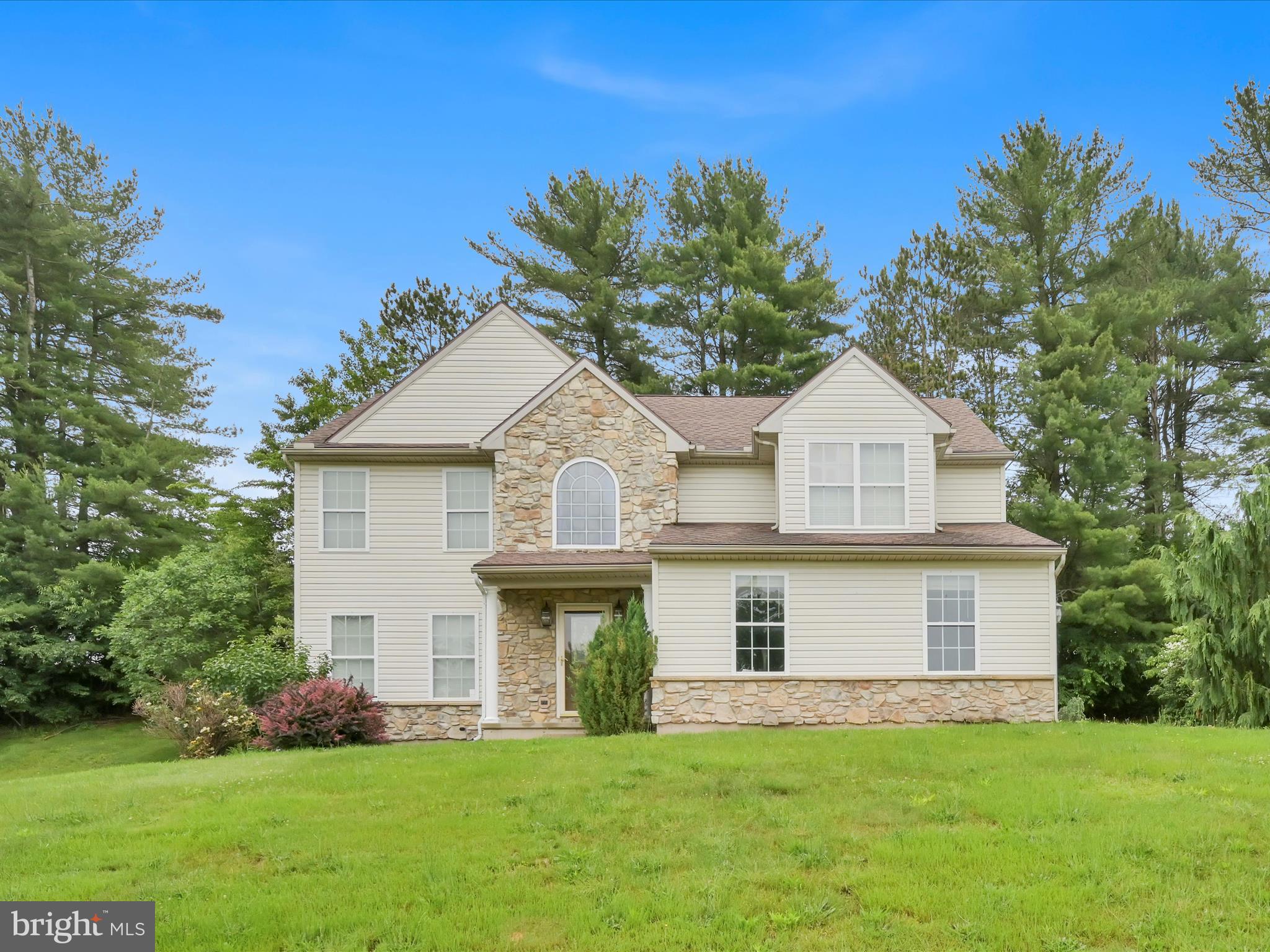 15 Country Club Road Ashland, PA 17921 - Photo 1 of 39 a view of house with garden