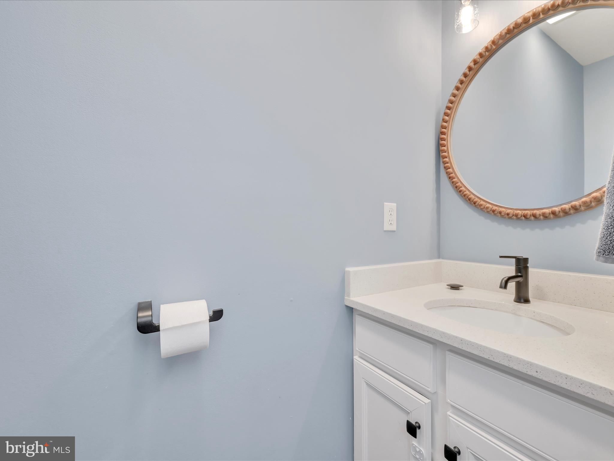 15 Country Club Road Ashland, PA 17921 - Photo 20 of 39 a bathroom with a sink and a mirror