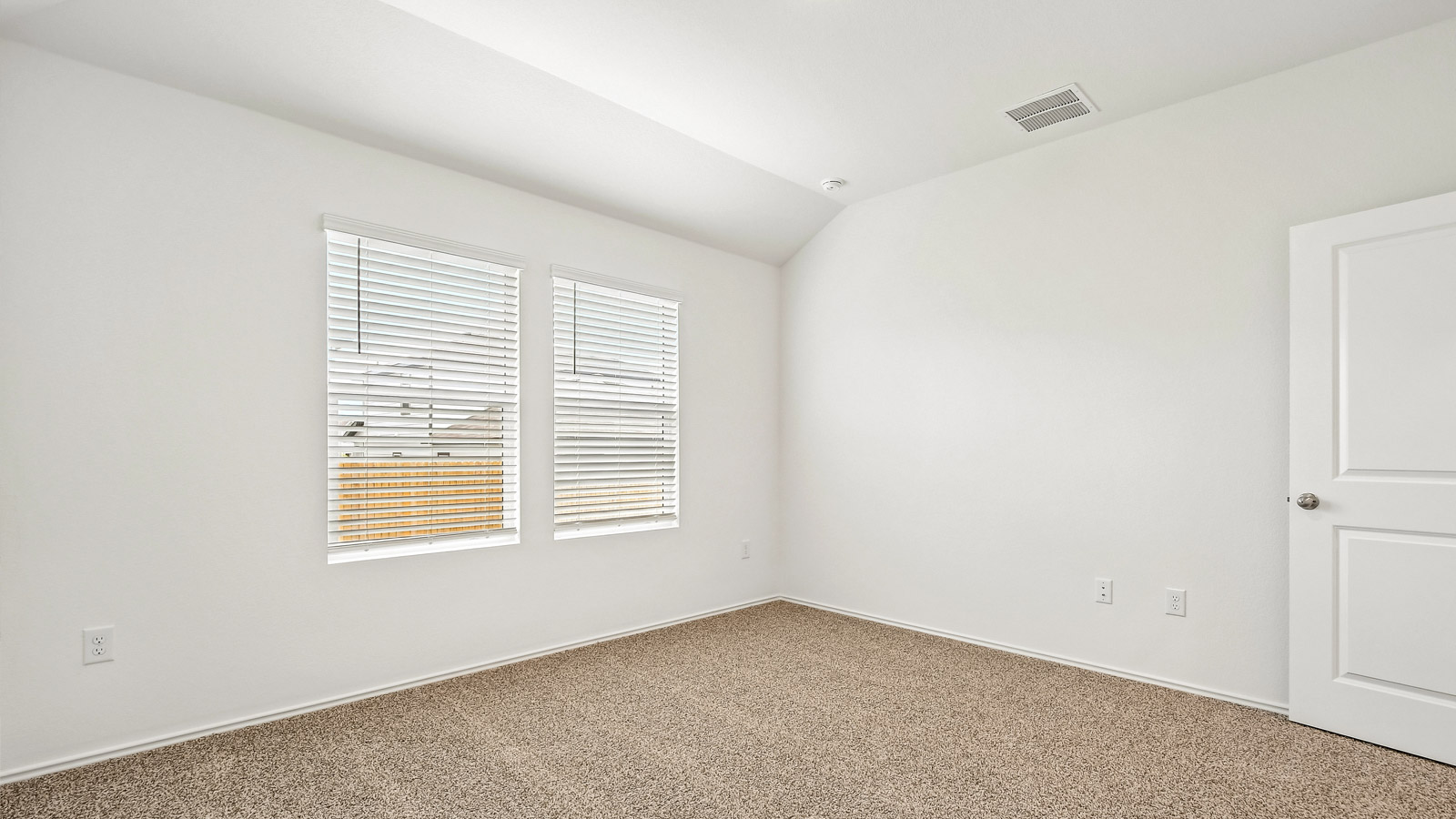 12101 Pike Bend Mustang Ridge, TX 78610 - Photo 14 of 27