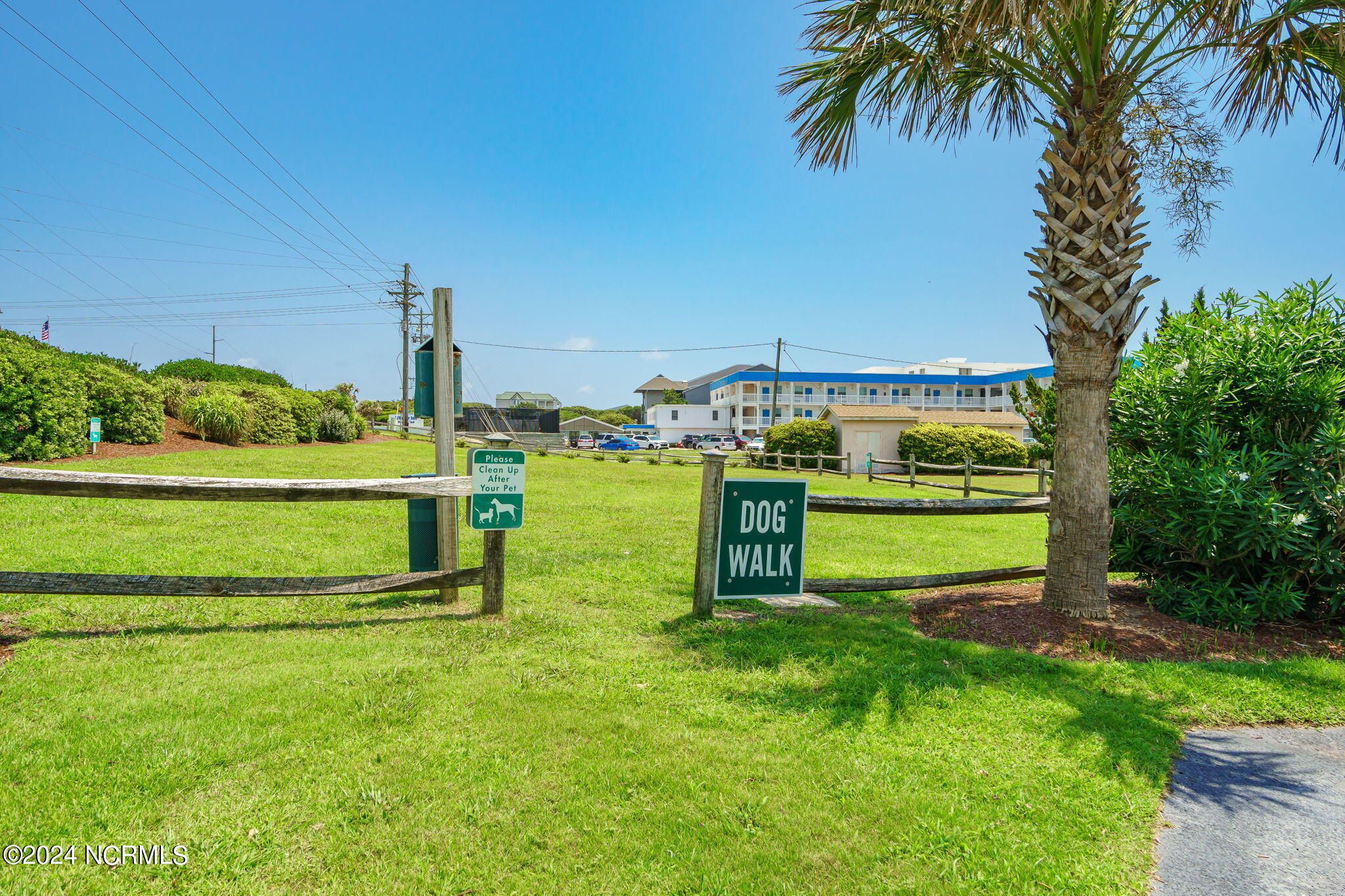 331 Salter Path Road, Unit 104 BEACHWALK Pine Knoll Shores, NC 28512 - Photo 45 of 47 Beachwalk Villas dog area