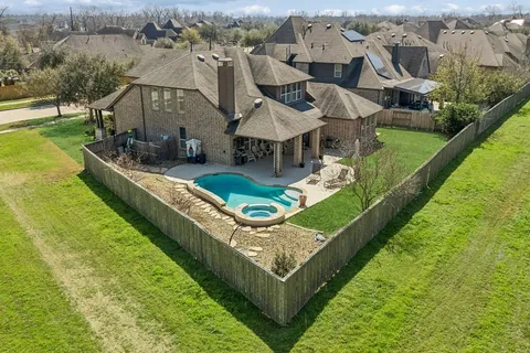 $625,000 | 29918 Valley Terrace Drive, Fulshear, TX 77406