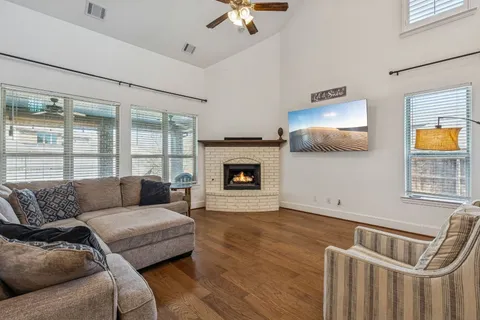 $625,000 | 29918 Valley Terrace Drive, Fulshear, TX 77406