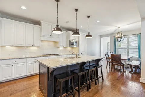 $625,000 | 29918 Valley Terrace Drive, Fulshear, TX 77406