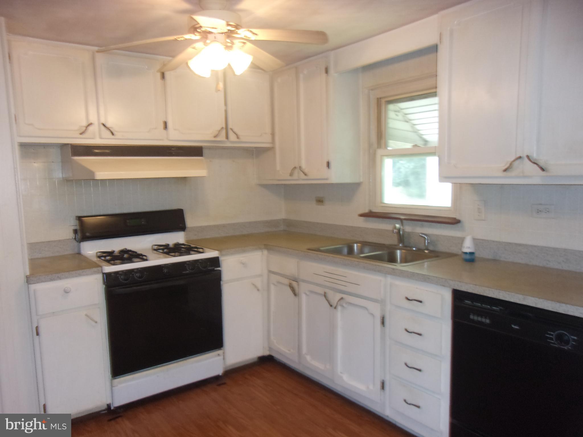 940 Burkholder Road Red Lion, PA 17356 - Photo 20 of 35