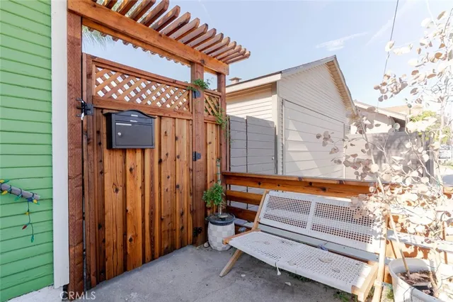 $848,000 | 715 Nolden Street, Los Angeles, CA 90042