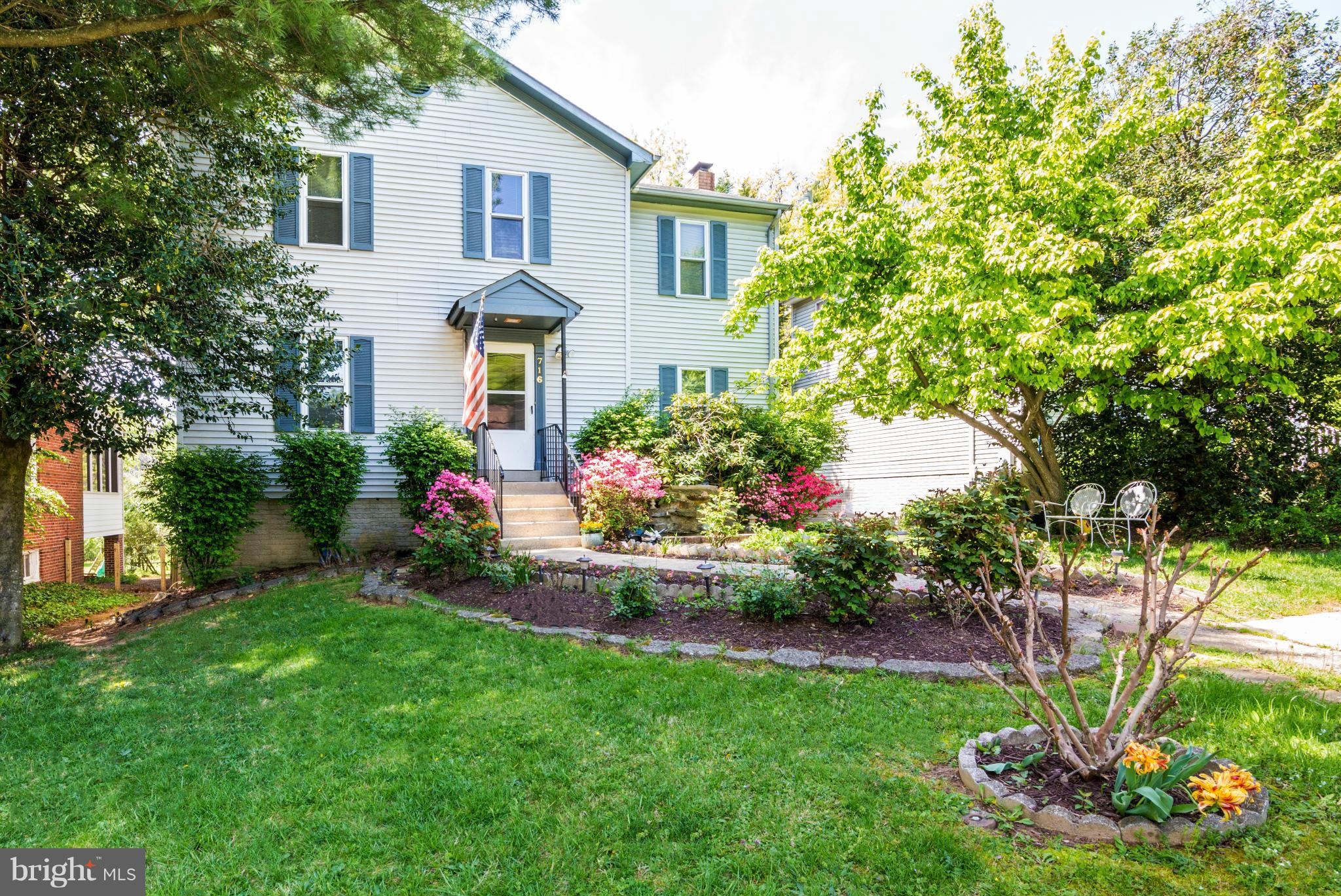716 Ritchie Avenue Silver Spring, MD 20910 - Photo 1 of 22 Exterior (Front)