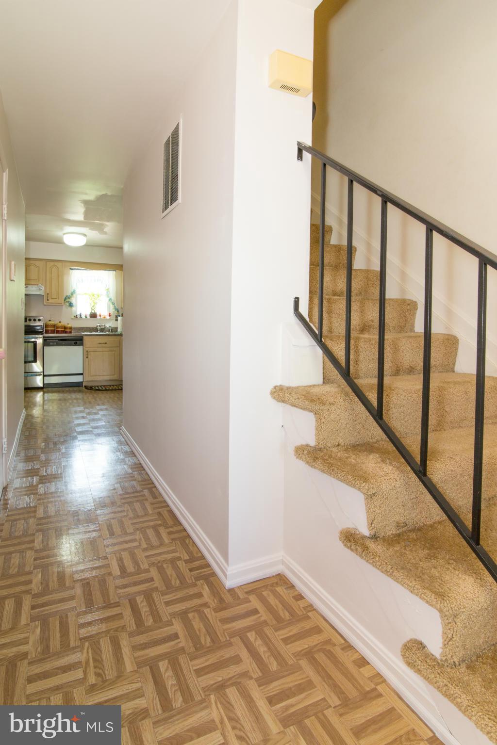 716 Ritchie Avenue Silver Spring, MD 20910 - Photo 6 of 22 Foyer