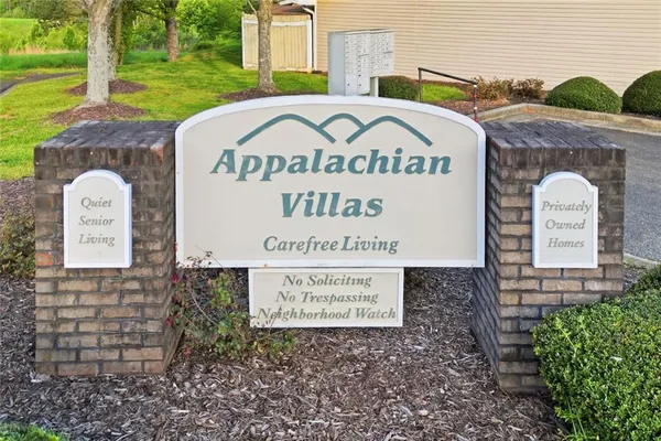 $225,000 | 6 Brittany Court, Unit 24, Jasper, GA 30143