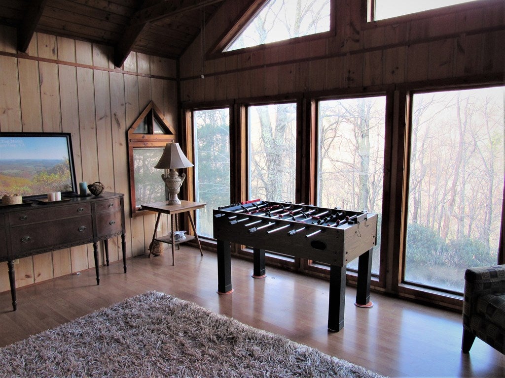 227 Newt's Hill Road Fancy Gap, VA 24328 - Photo 20 of 33 Gallery Image 20