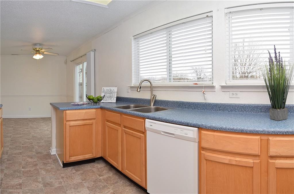 7505 Redcliff Road Indianapolis, IN 46256 - Photo 11 of 32 Gallery Image 11