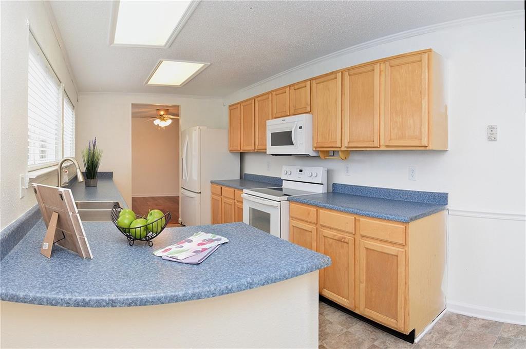7505 Redcliff Road Indianapolis, IN 46256 - Photo 12 of 32 Gallery Image 12