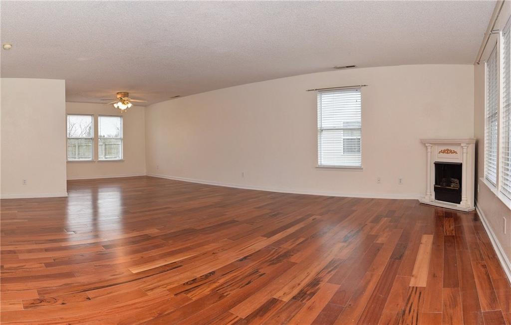 7505 Redcliff Road Indianapolis, IN 46256 - Photo 4 of 32 Gallery Image 4