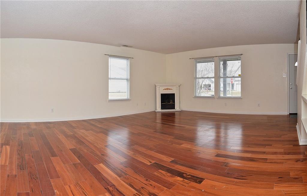 7505 Redcliff Road Indianapolis, IN 46256 - Photo 7 of 32 Gallery Image 7