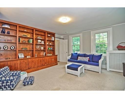 66 Harding Street Medfield, MA 02052 - Photo 16 of 41 Gallery Image 16