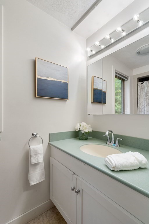 115 Parmenter Road Framingham, MA 01701 - Photo 22 of 40 Gallery Image 22