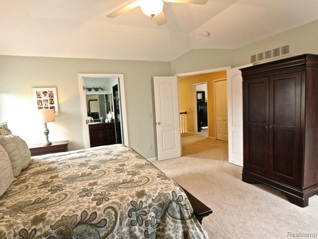 430 Wedington Court Rochester, MI 48307 - Photo 38 of 76 IMG_1161.jpg