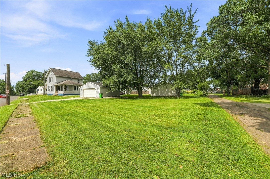 1342 Walnut Road Southwest Massillon, OH 44647 - Photo 25 of 29 Gallery Image 25