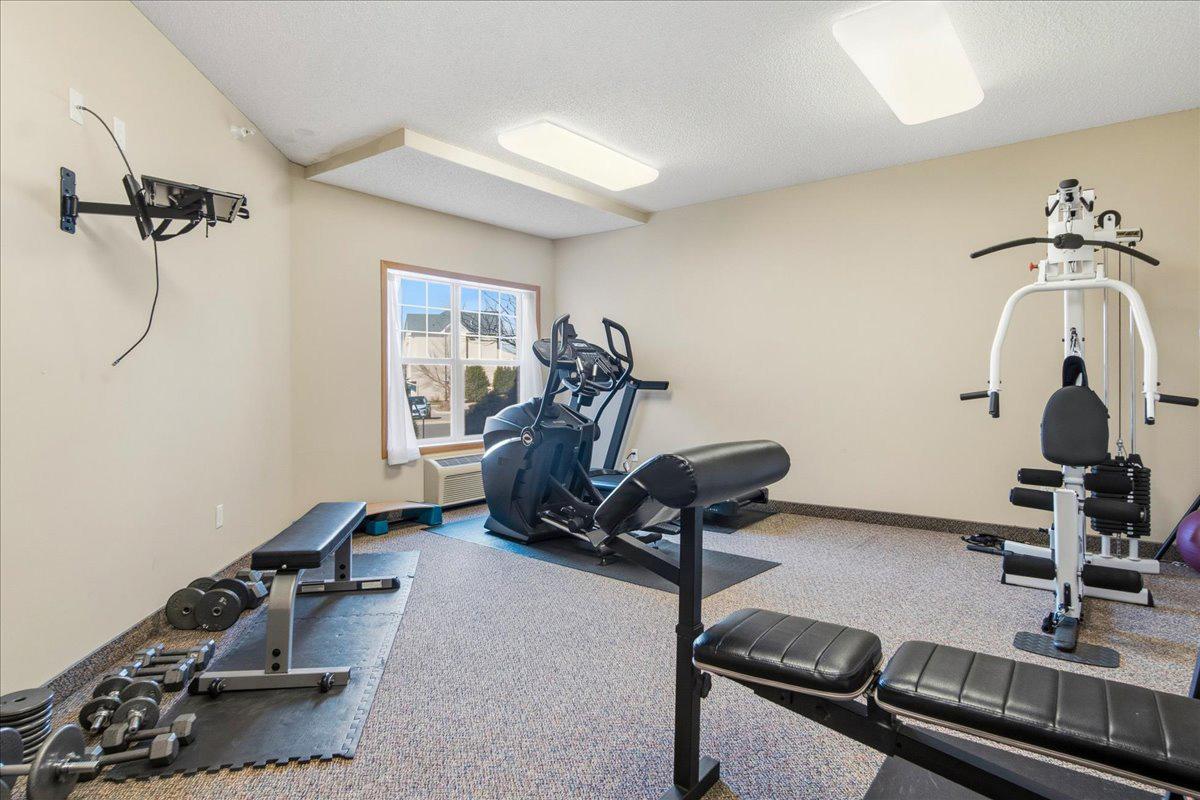 114200 Hundertmark Road, Unit 212 Chaska, MN 55318 - Photo 26 of 29