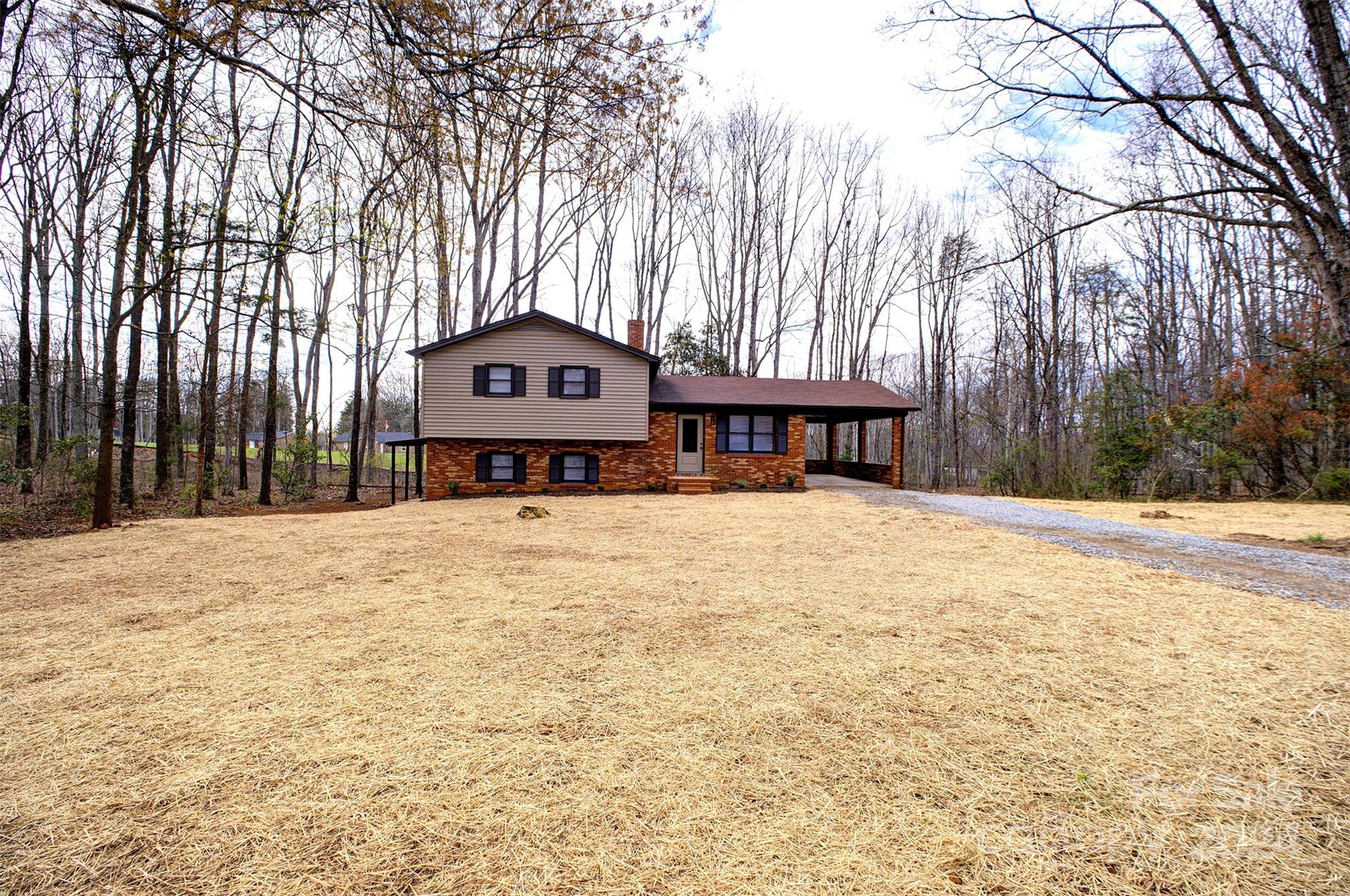 3470 Fostall Road Maiden, NC 28650 - Photo 3 of 18 Gallery Image 3