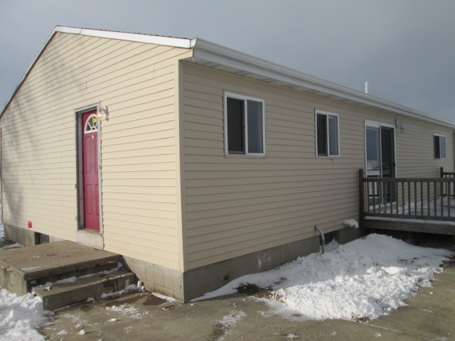 5299 Garfield Road Auburn, MI 48611 - Photo 3 of 17