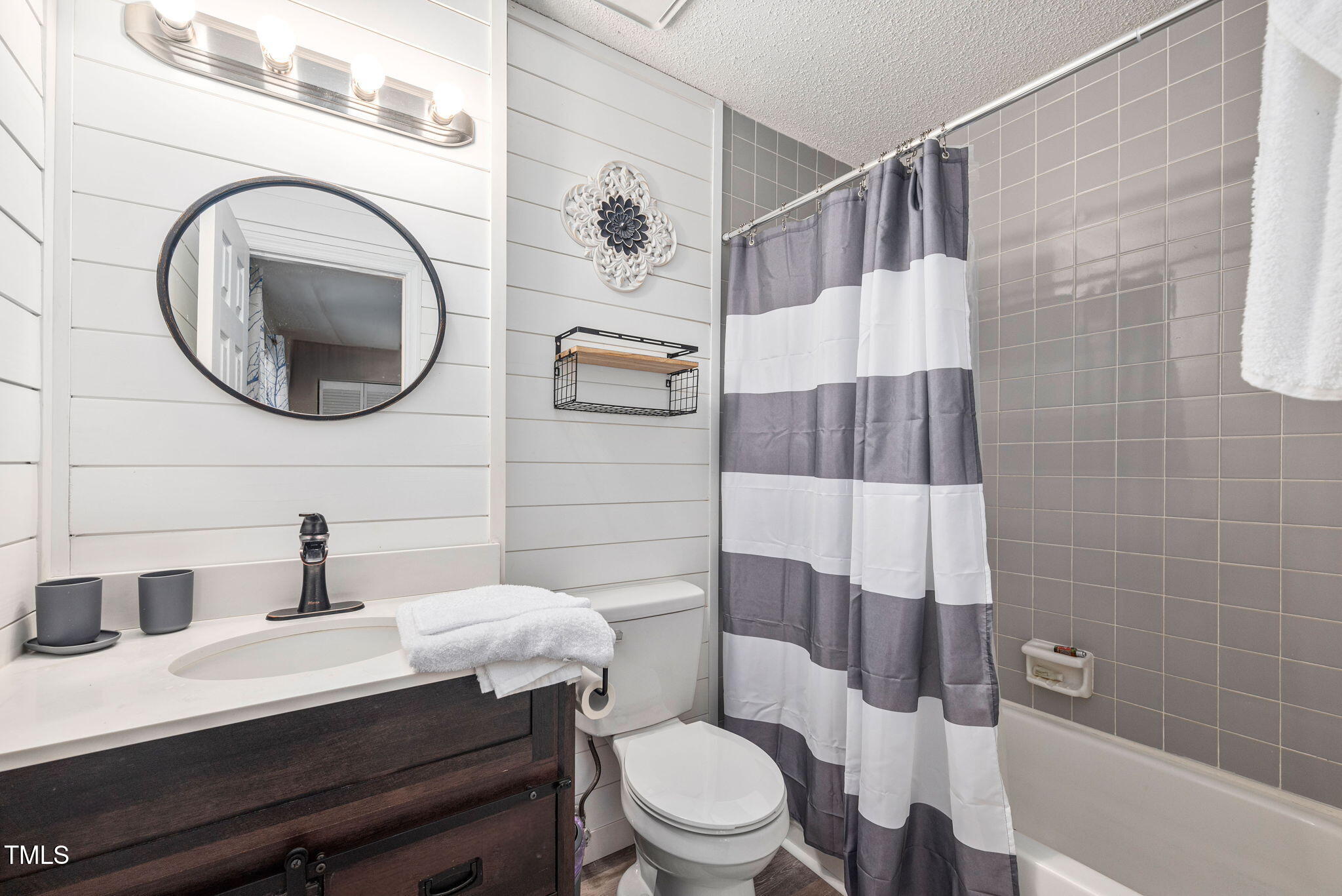 7707 Falcon Rest Circle Raleigh, NC 27615 - Photo 23 of 28 29-web-or-mls-7707-falcon-rest-cir