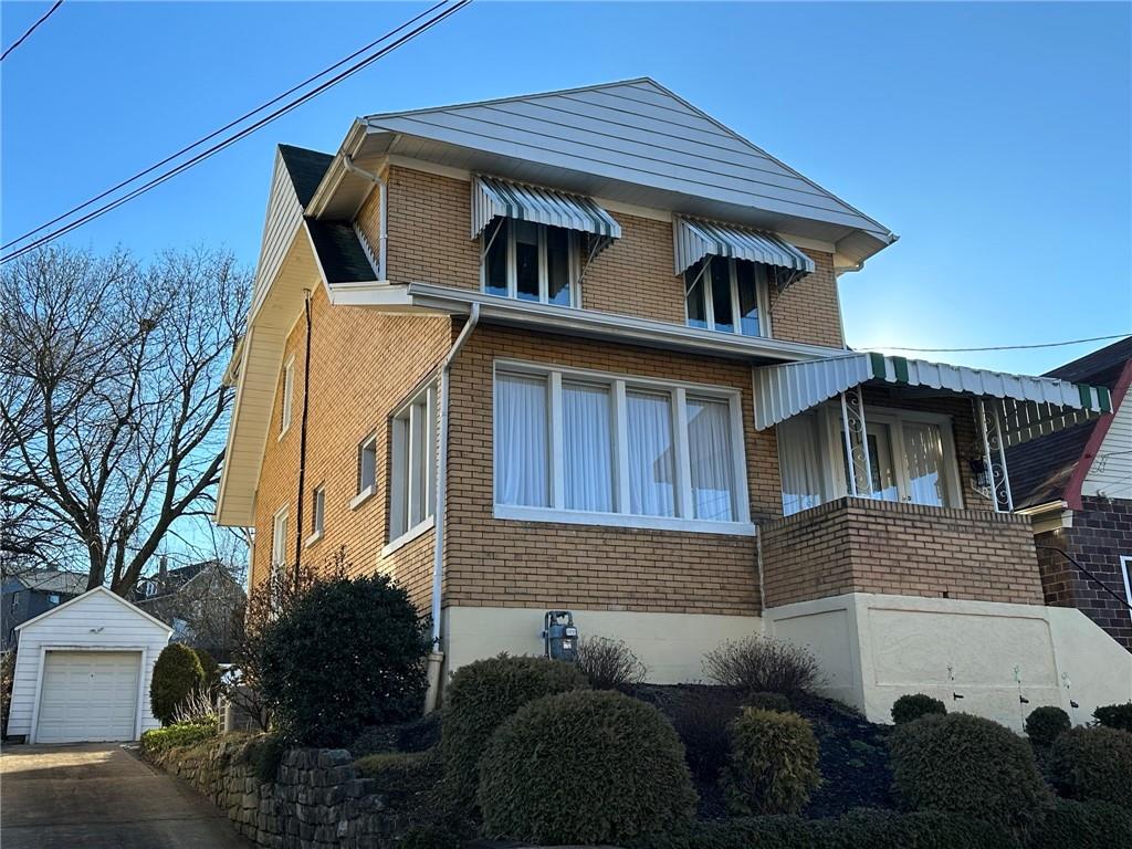 1535 Pennock Road Pittsburgh, PA 15212 - Photo 1 of 11 Gallery Image 1