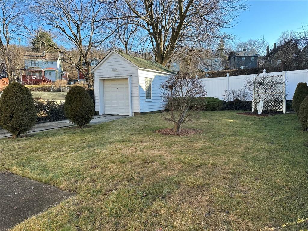 1535 Pennock Road Pittsburgh, PA 15212 - Photo 11 of 11 Gallery Image 11