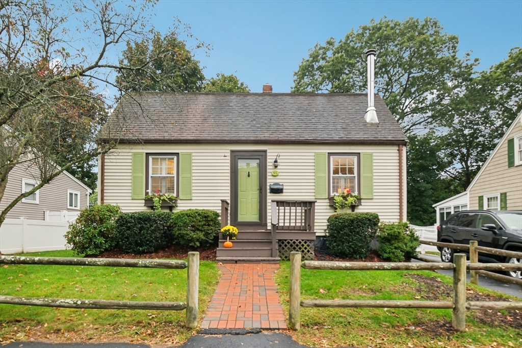 95 Fuller Road Weymouth, MA 02191 - Photo 1 of 28 Gallery Image 1